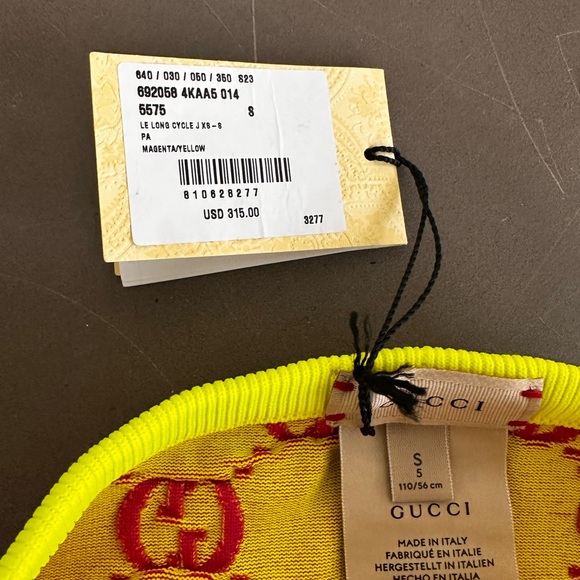 Toddler girls GUCCI pant
NWT
Size 5 average height/ length - Picture 3 of 4